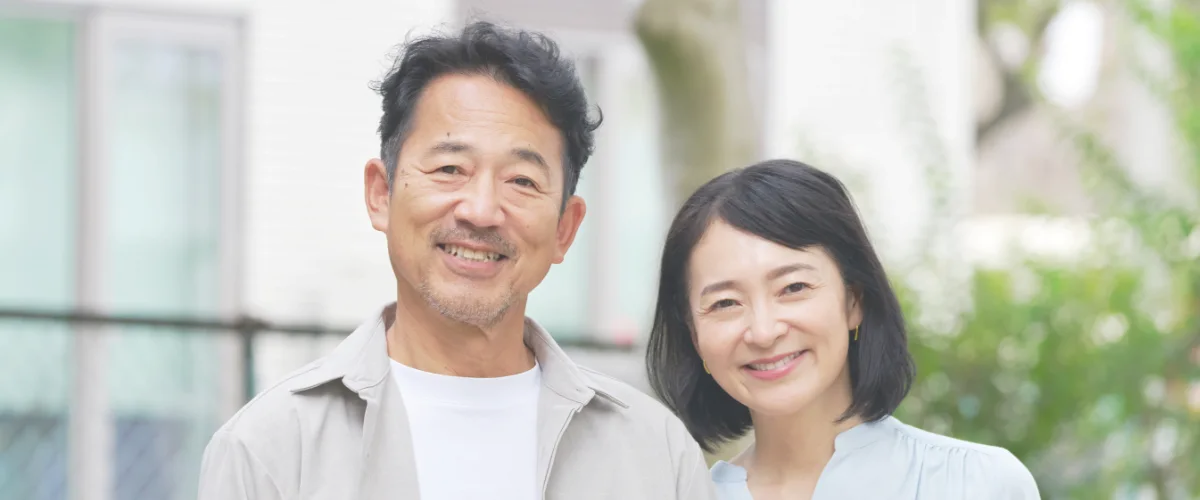 笑顔のご夫婦